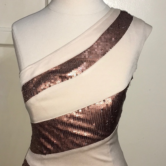 Alexia Armor Dress - Picture 4 of 10